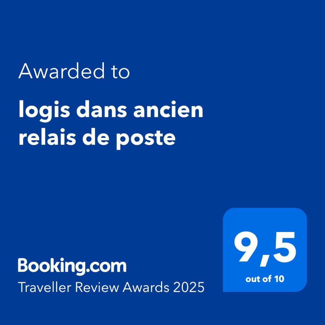 Apartamento Logis Dans Ancien Relais De Poste Saint Julien Les Rosiers Exterior foto